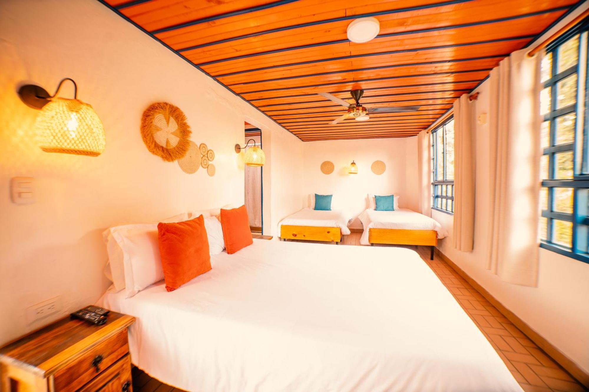 Hotel Mi Monaco Pueblo Tapao Exteriör bild