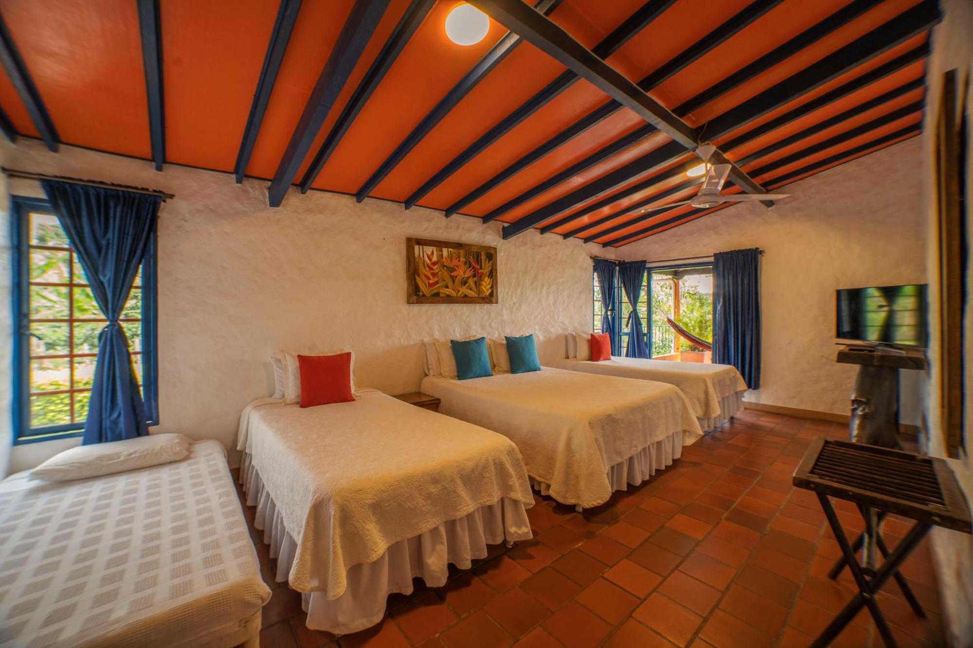 Hotel Mi Monaco Pueblo Tapao Exteriör bild